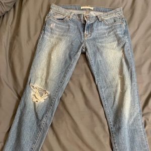 J Brand Aoki Distressed Ankle Jeans in Tulum Wash